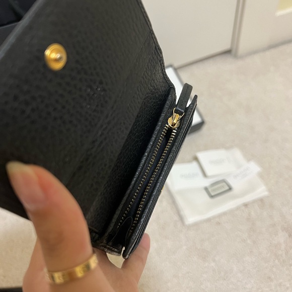 Gucci LEATHER CARD CASE WALLET - Picture 6 of 7